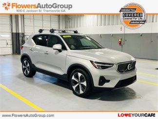 Used 2023 Volvo XC40 B5 Plus w/ Protection Package Premier image 1