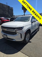 Used 2024 Chevrolet Suburban LT image 1