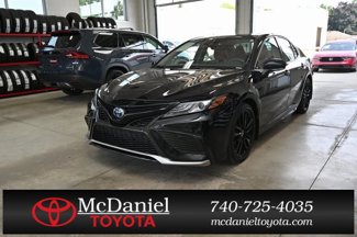 Used 2023 Toyota Camry XSE image 1