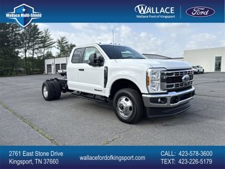 New 2025 Ford F350 XLT image 1