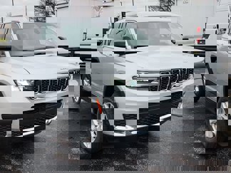 New 2025 Jeep Grand Cherokee L Laredo w/ Luxury Tech Group I image 1