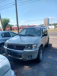 Used 2005 Mercury Mariner 4WD V6 image 1