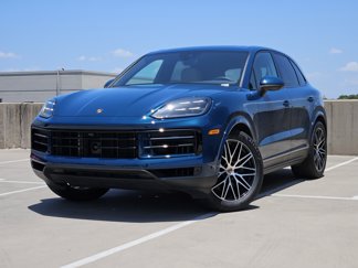 Certified 2025 Porsche Cayenne image 1