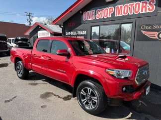Used 2017 Toyota Tacoma TRD Sport image 1