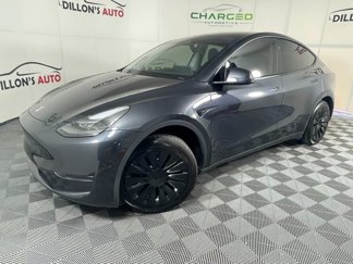 Used 2024 Tesla Model Y 2WD image 1