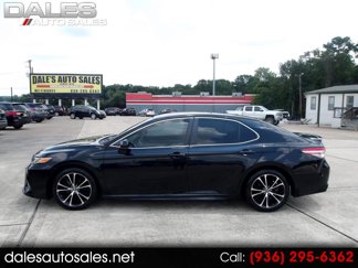 Used 2018 Toyota Camry SE image 1