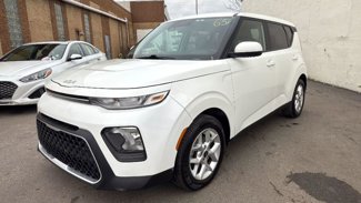 Used 2022 Kia Soul LX w/ Technology Package image 1