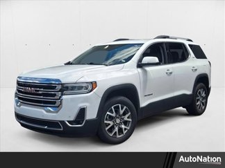 Used 2023 GMC Acadia SLT image 1