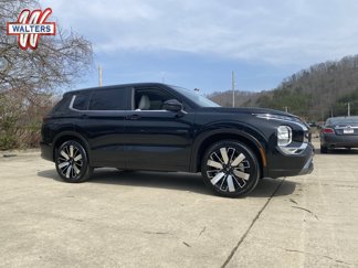New 2025 Mitsubishi Outlander SE image 1