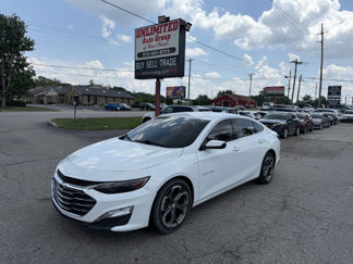 Used 2021 Chevrolet Malibu LT image 1