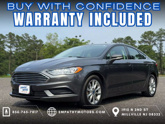 Used 2017 Ford Fusion SE w/ Fusion SE Technology Package image 1
