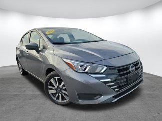 Used 2023 Nissan Versa SV w/ Trunk Package image 1