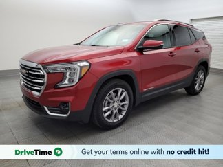 Used 2022 GMC Terrain SLT image 1