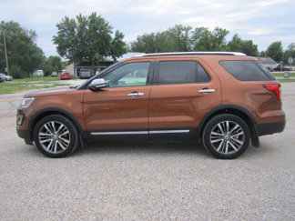 Used 2017 Ford Explorer Platinum image 1