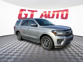 Used 2024 Ford Expedition XLT image 1