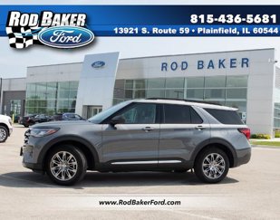 Certified 2025 Ford Explorer Active w/ Active Comfort Package image 1
