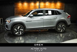 Used 2024 Volkswagen Atlas Cross Sport SE image 1