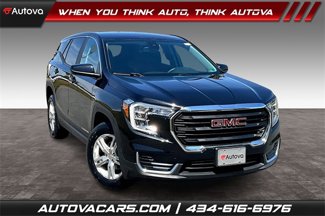 Used 2024 GMC Terrain SLE image 1