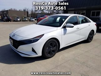 Used 2021 Hyundai Elantra SEL image 1