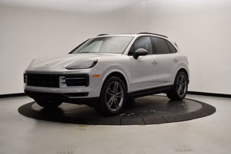 Used 2024 Porsche Cayenne image 1