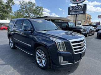 Used 2017 Cadillac Escalade Luxury image 1
