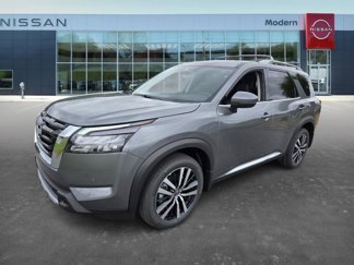 New 2025 Nissan Pathfinder Platinum image 1