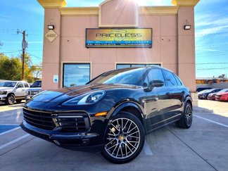 Used 2020 Porsche Cayenne Turbo image 1