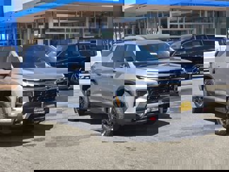 New 2026 Chevrolet Traverse Z71 w/ Enhanced Driving Package image 1