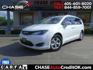 Used 2018 Chrysler Pacifica Touring Plus image 1