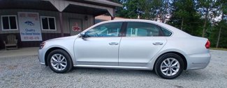 Used 2017 Volkswagen Passat 1.8T S image 1