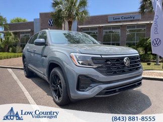 New 2025 Volkswagen Atlas Cross Sport SEL R-Line image 1