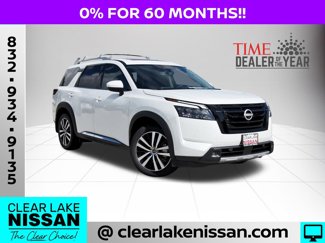 New 2025 Nissan Pathfinder Platinum image 1
