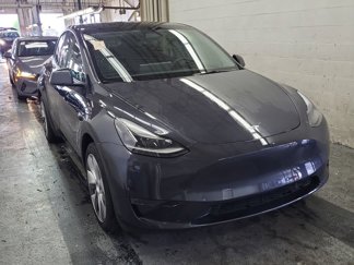 Used 2024 Tesla Model Y Long Range image 1