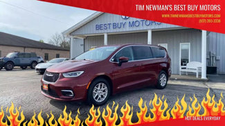 Used 2023 Chrysler Pacifica Touring-L image 1