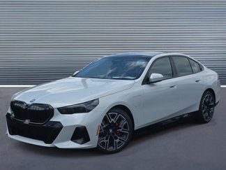 New 2026 BMW 550e xDrive w/ Executive Package 360° Tour