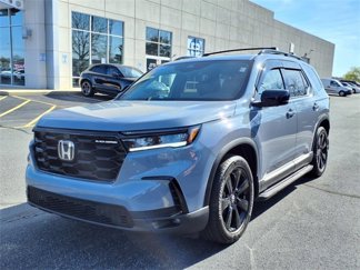 Certified 2025 Honda Pilot Black Edition image 1