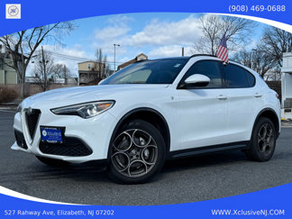 Used 2022 Alfa Romeo Stelvio Ti image 1