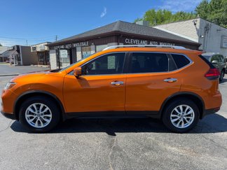 Used 2017 Nissan Rogue SV w/ SV Premium Package image 1