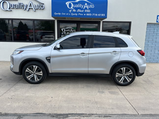 Used 2020 Mitsubishi Outlander Sport ES image 1