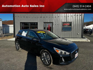 Used 2018 Hyundai Elantra GT image 1