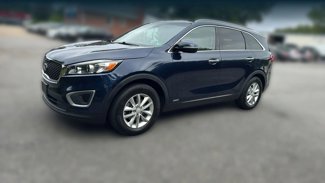 Used 2017 Kia Sorento LX image 1