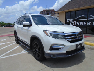 Used 2017 Honda Pilot Touring image 1