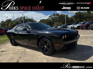 Certified 2023 Dodge Challenger SXT image 1