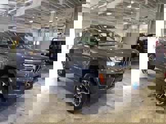 New 2025 Jeep Grand Cherokee Overland image 1