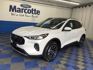 New 2025 Ford Escape SE image 1