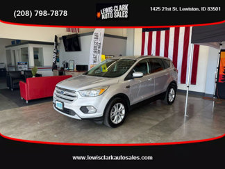 Used 2019 Ford Escape SE image 1