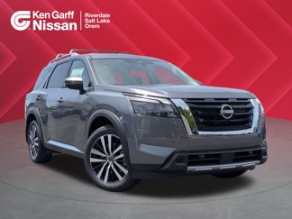 New 2025 Nissan Pathfinder Platinum image 1