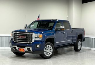 Used 2017 GMC Sierra 2500 SLT w/ All Terrain HD Package image 1