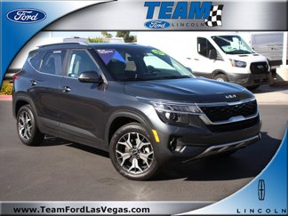 Used 2023 Kia Seltos EX image 1