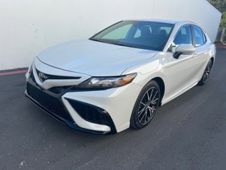 Used 2023 Toyota Camry SE w/ Convenience Package image 1